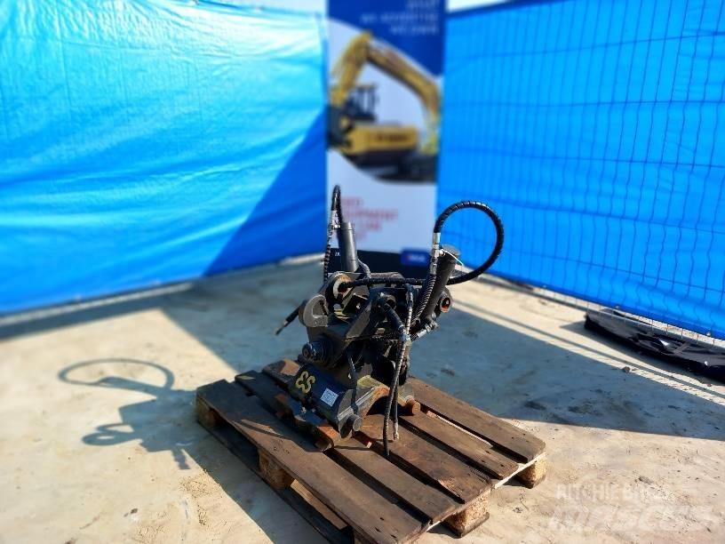 Komatsu PC88MR-8 Pale a rotazione