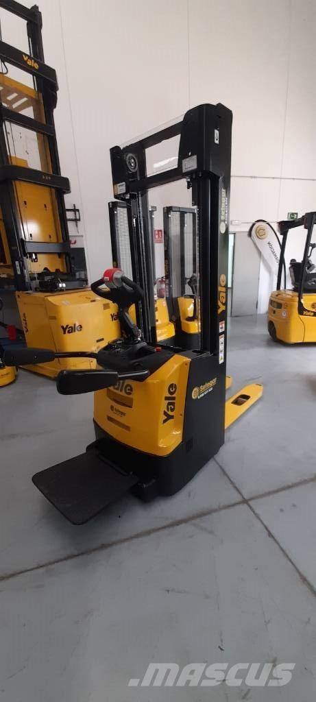 Yale MS12X Transpallet uomo a terra