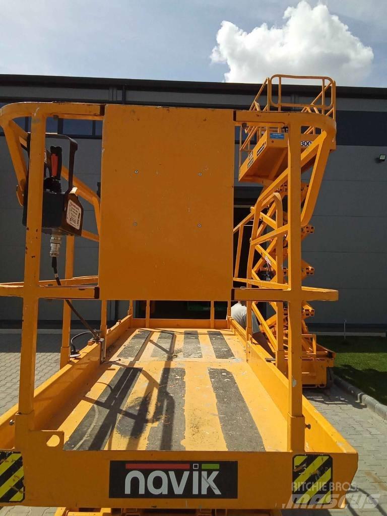 Haulotte Compact 12 Piattaforme a pantografo