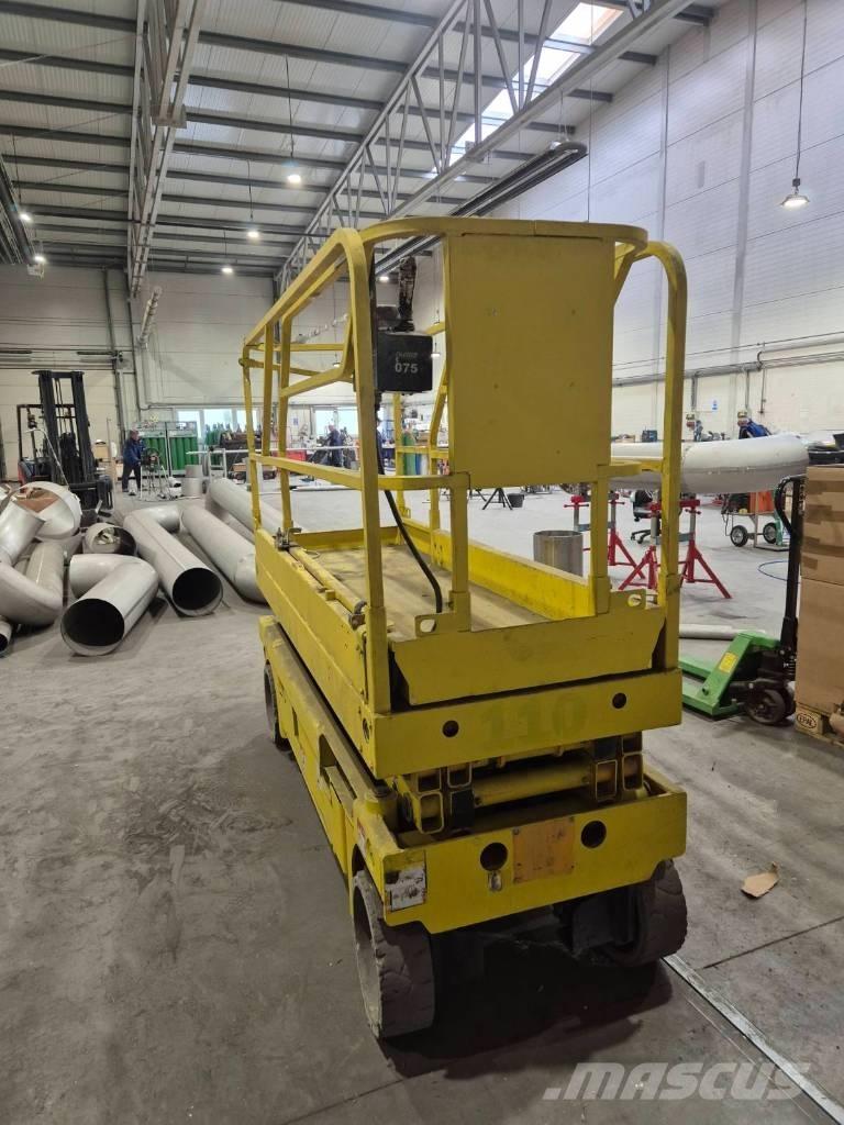 Haulotte Compact 8 Piattaforme a pantografo