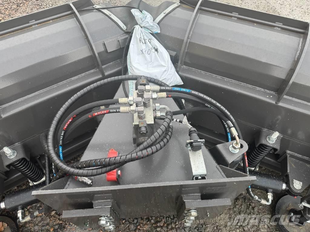 Pronar PUV 3300 Lame spazzaneve e aratri