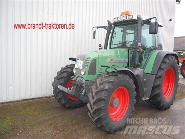 Fendt 716 Vario Trattori