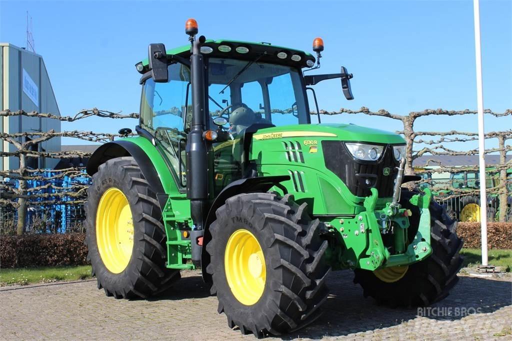 John Deere 6130R Trattori