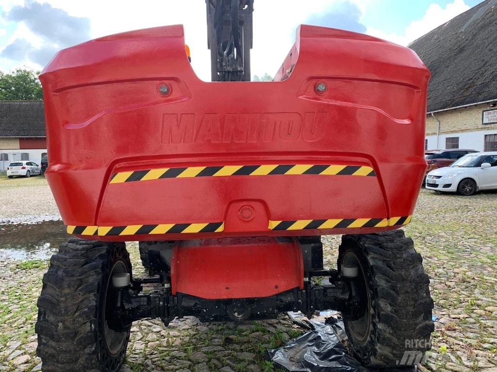 Manitou 220TJ+ Piattaforme a braccio telescopico