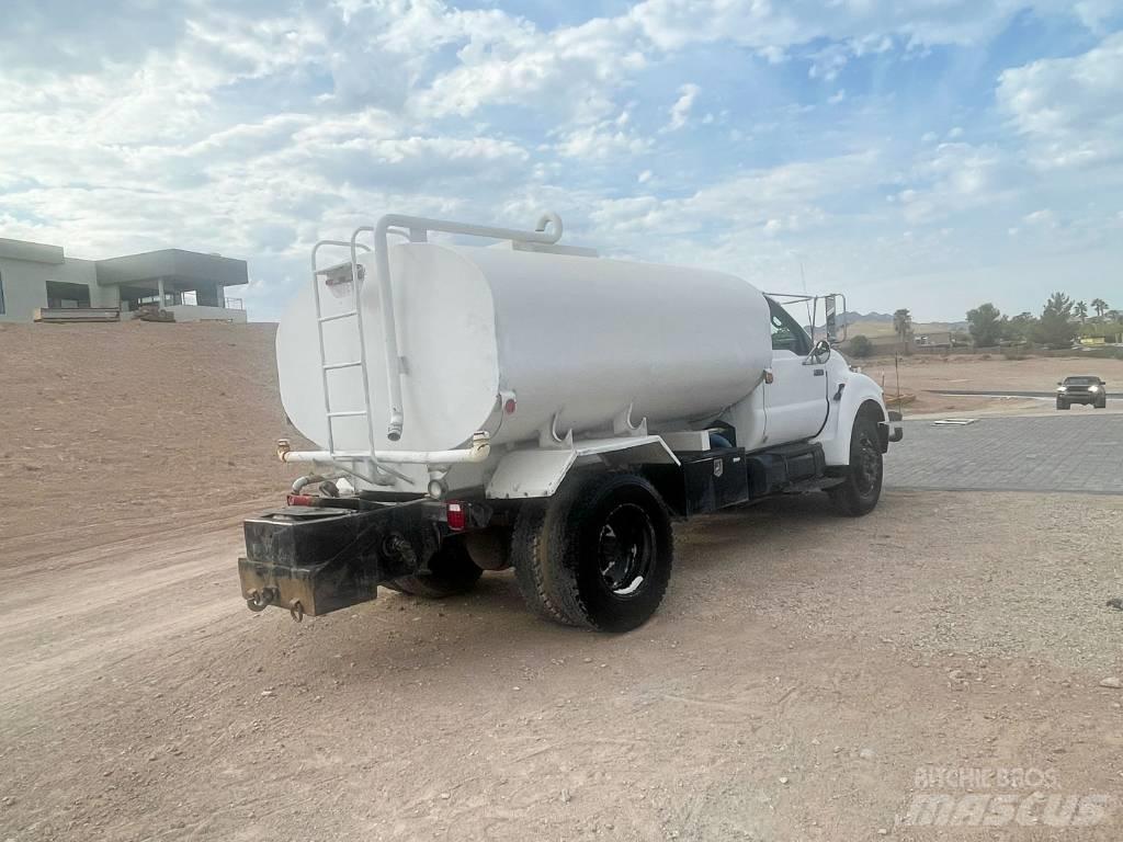 Ford F 750 XLT Autocisterne