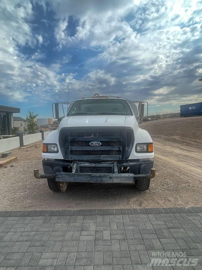 Ford F 750 XLT Autocisterne