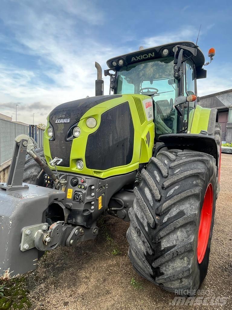CLAAS Axion 810 Trattori
