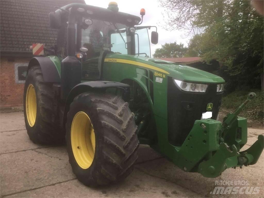John Deere 8345R Trattori