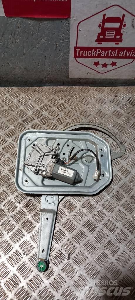 Scania R 440   1442293 Cabine e interni