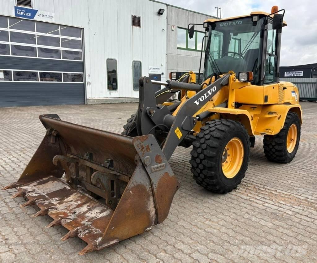 Volvo L 35 G Pale gommate