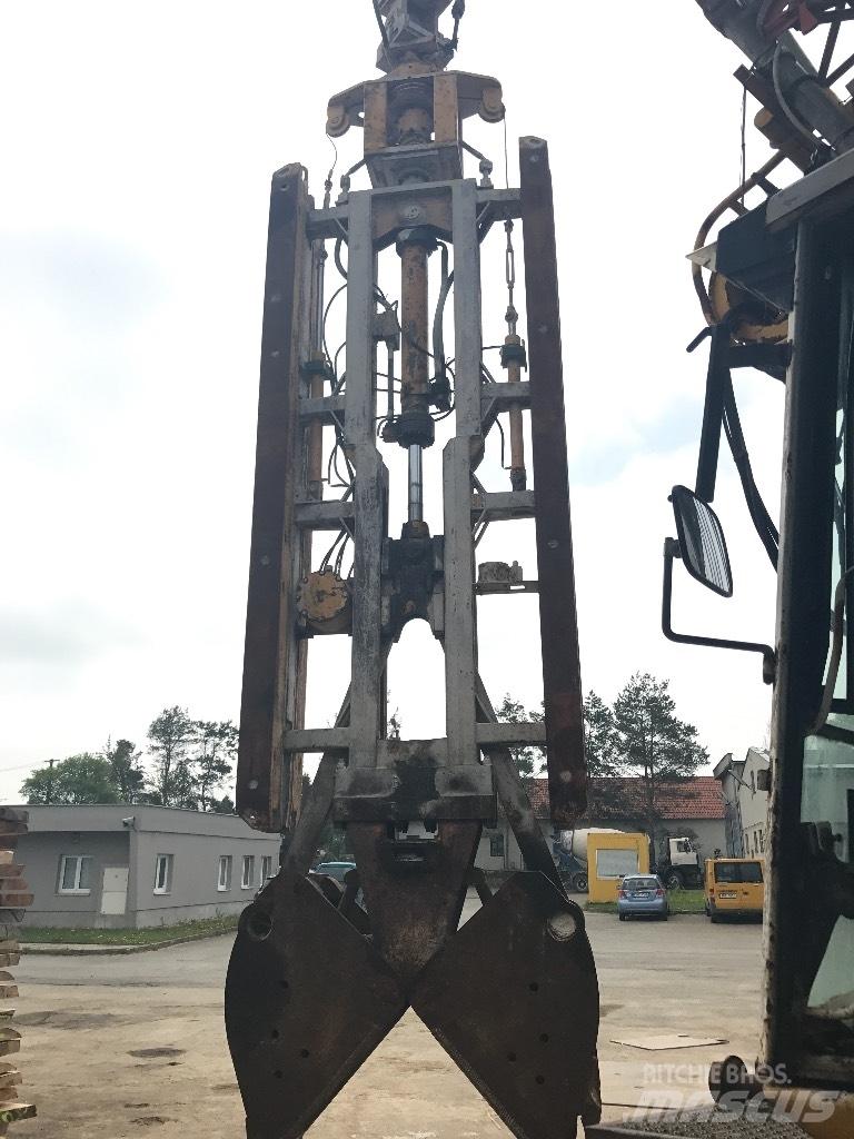 Sennebogen BS 670 Escavatori dragline