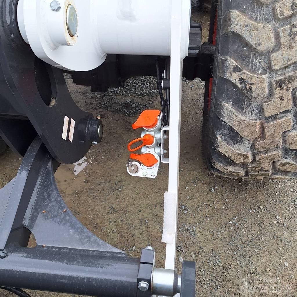 Bobcat Radlader Pale gommate