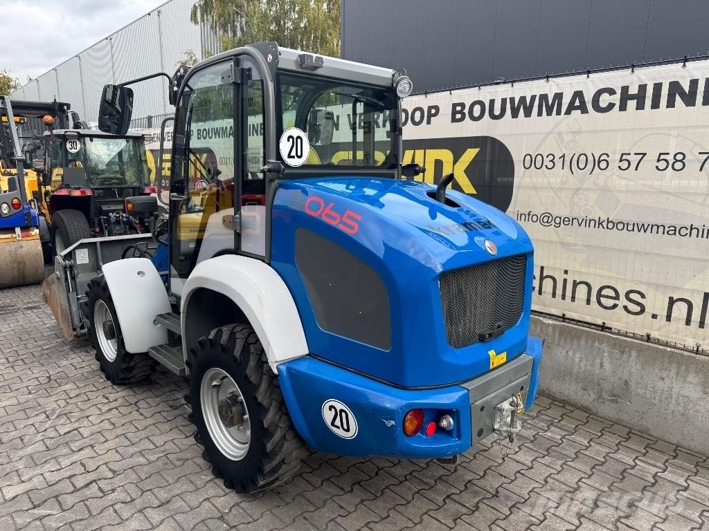 Kramer-allrad 5065 Pale gommate
