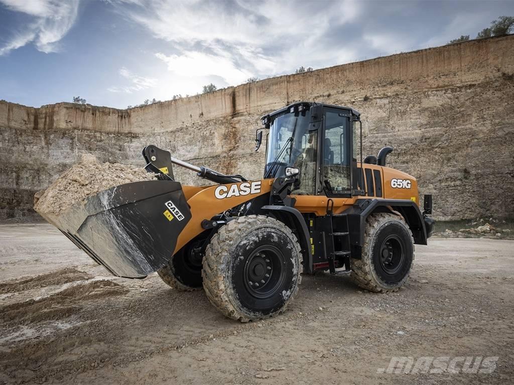 CASE 651 G Pale gommate