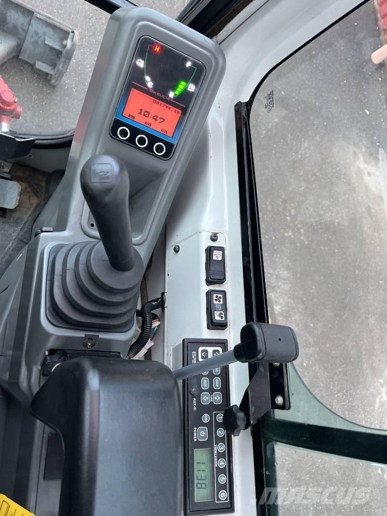Takeuchi TB 216 Miniescavatori