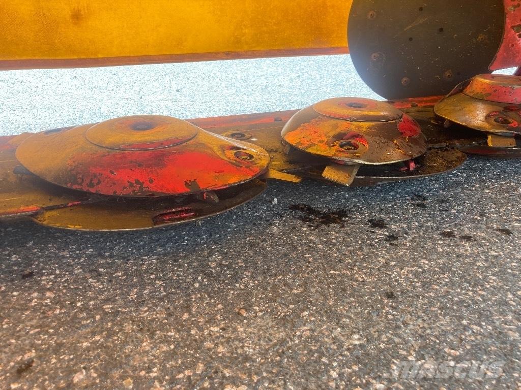 Pöttinger NovaCat X8 Falciatrici