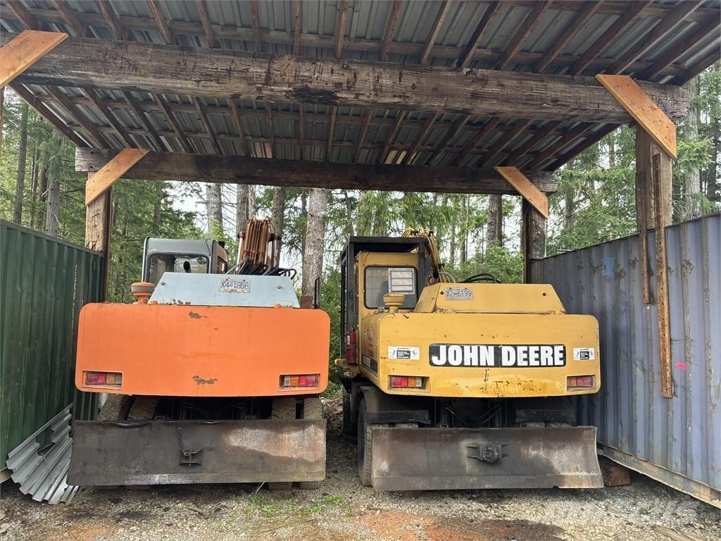 DEERE 595D Escavatori gommati