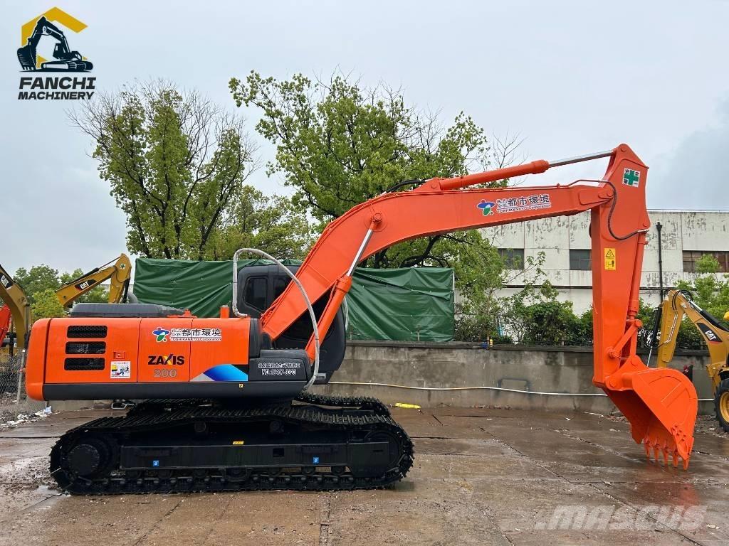 Hitachi ZX200 Escavatori medi 7t - 12t