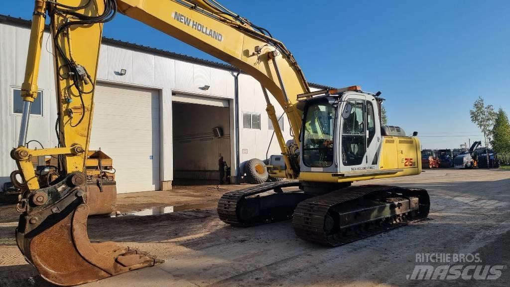 New Holland E 215 B Escavatori cingolati