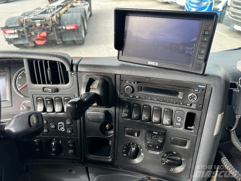 Scania P370 6x2*4 Camion con gancio di sollevamento