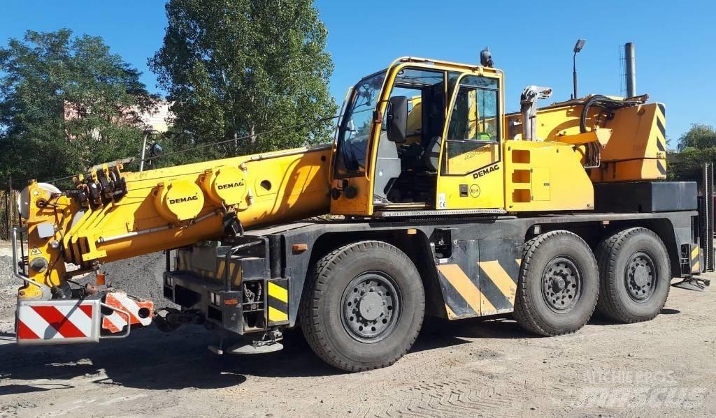 Demag AC 40-1 City Gru per tutti i terreni
