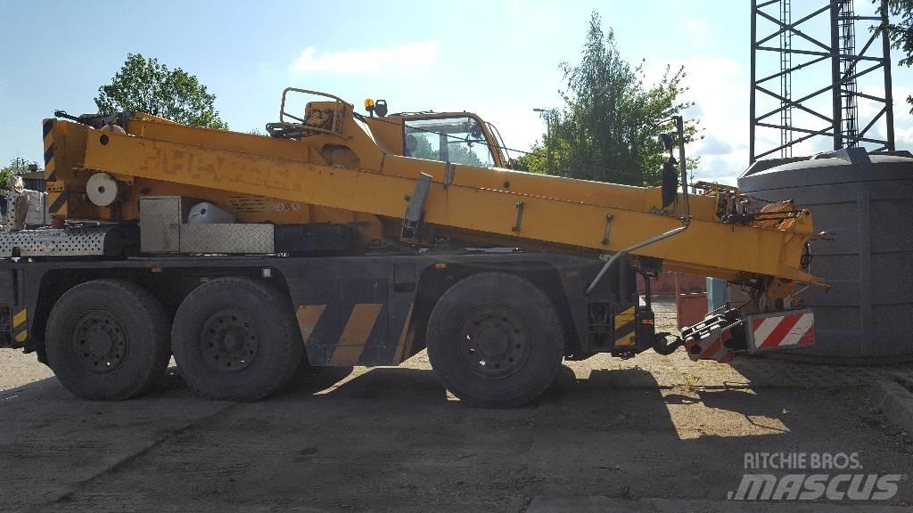 Demag AC 40-1 City Gru per tutti i terreni
