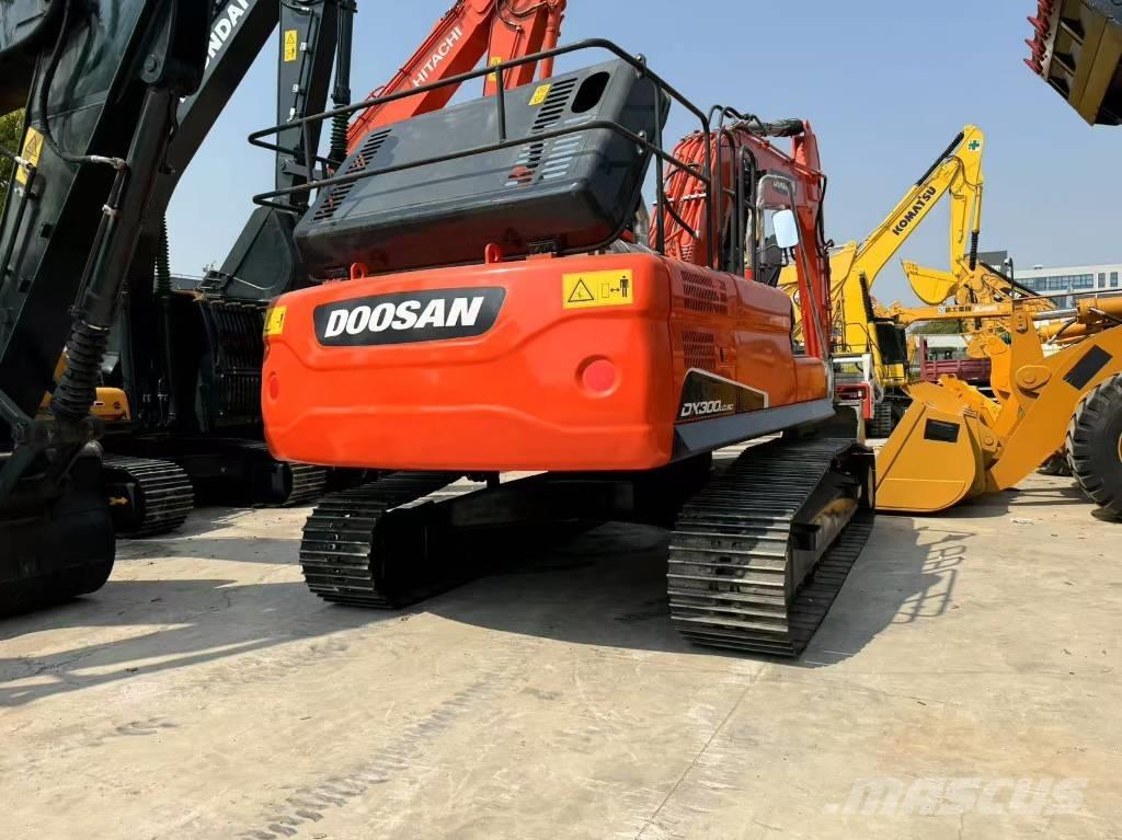 Doosan DX 300 LC-9C Escavatori cingolati