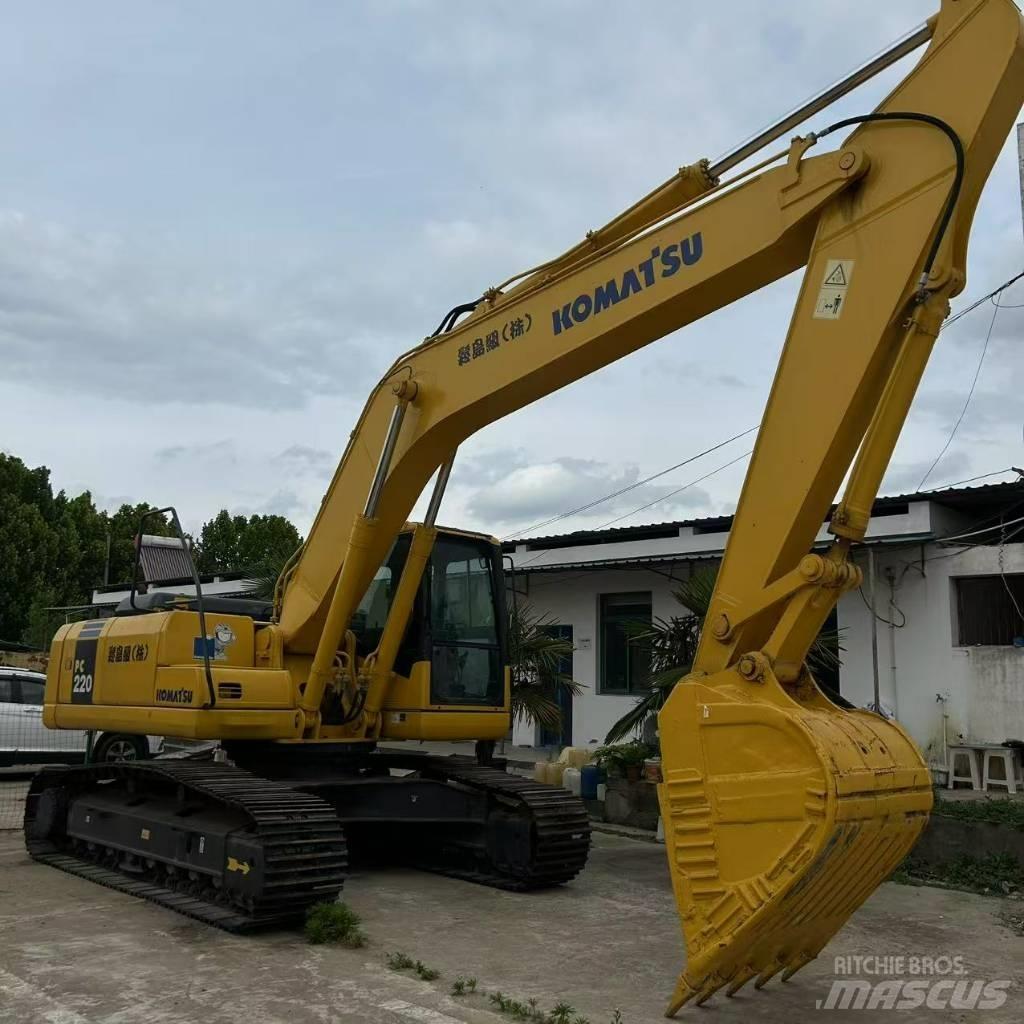 Komatsu 220-7 Escavatori cingolati
