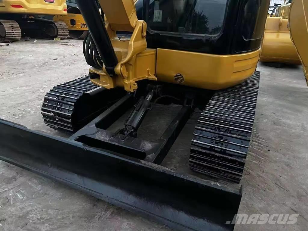 CAT 304 CR Miniescavatori