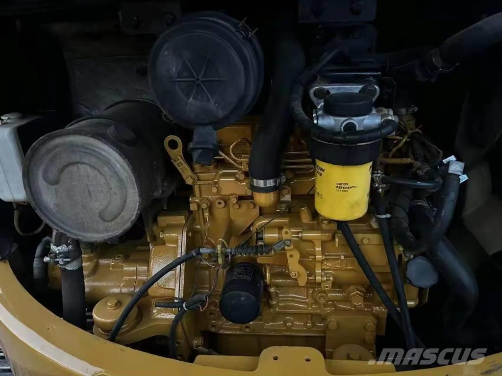 CAT 304 CR Miniescavatori