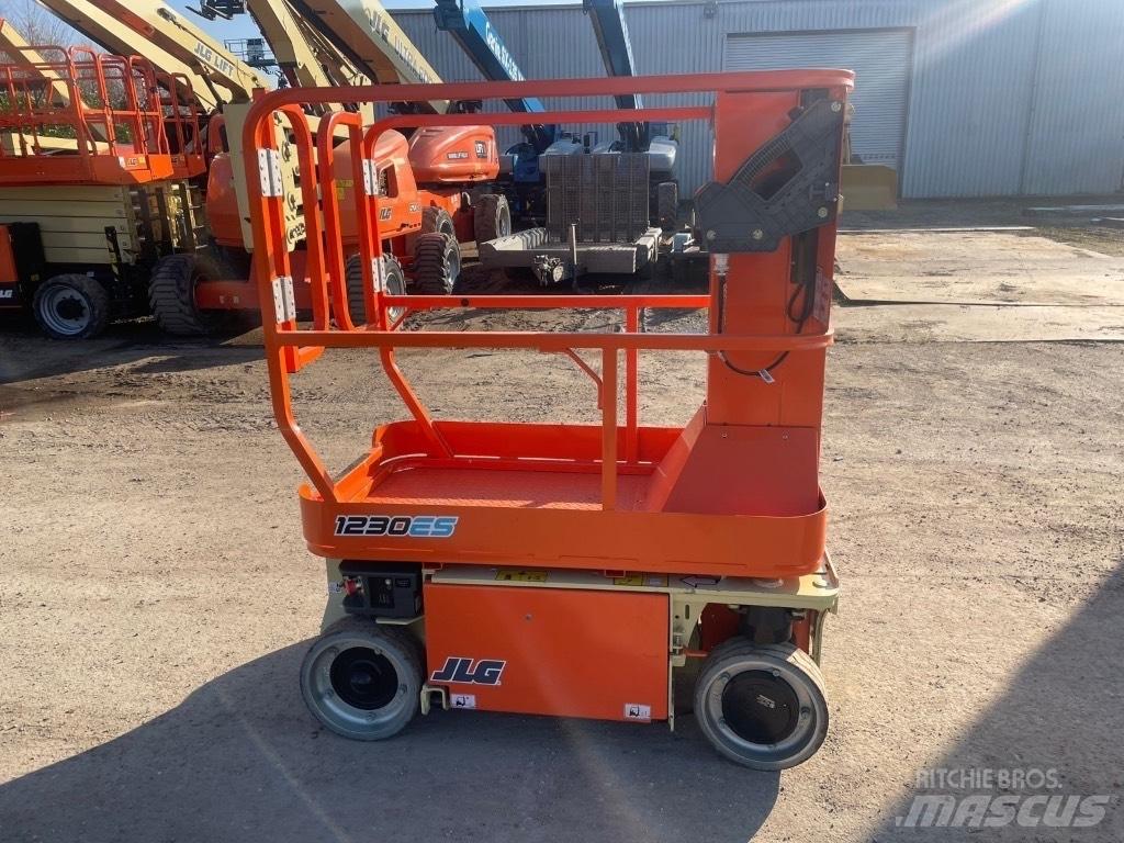 JLG 1230 ES Piattaforme a pantografo
