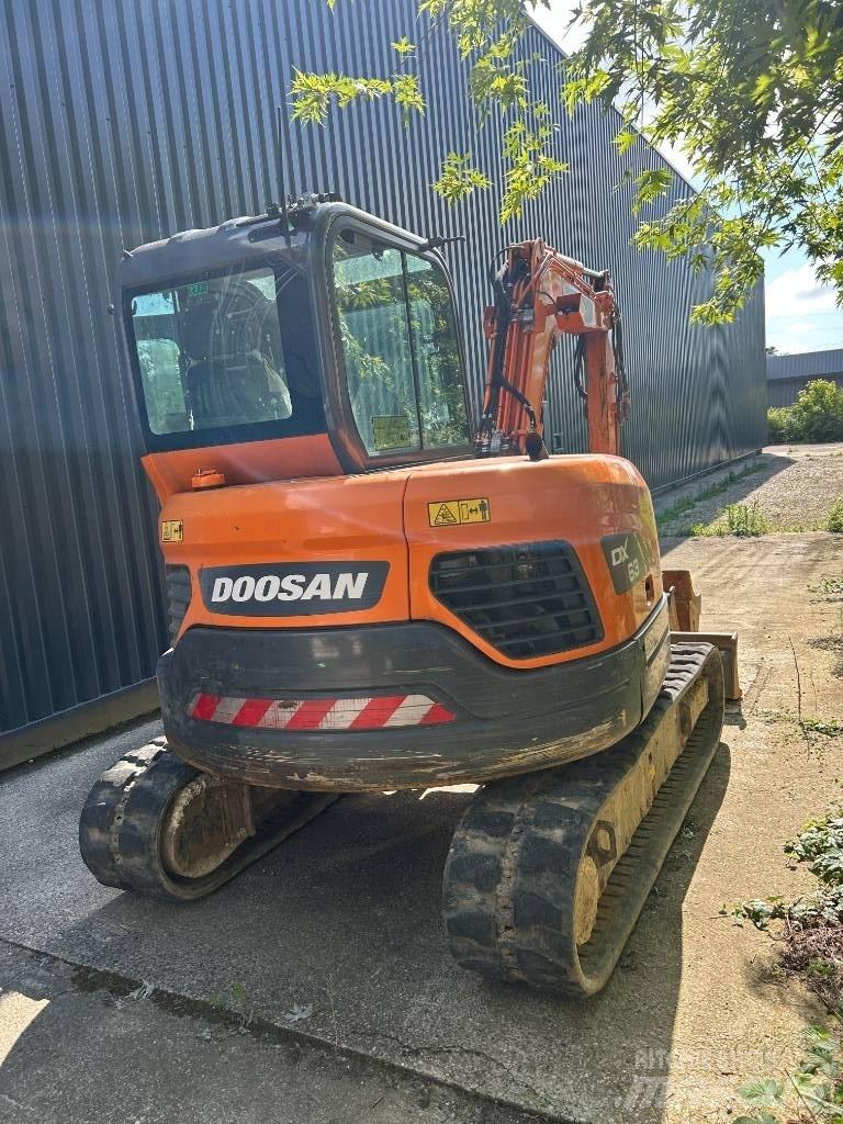 Doosan DX 63-3 Miniescavatori