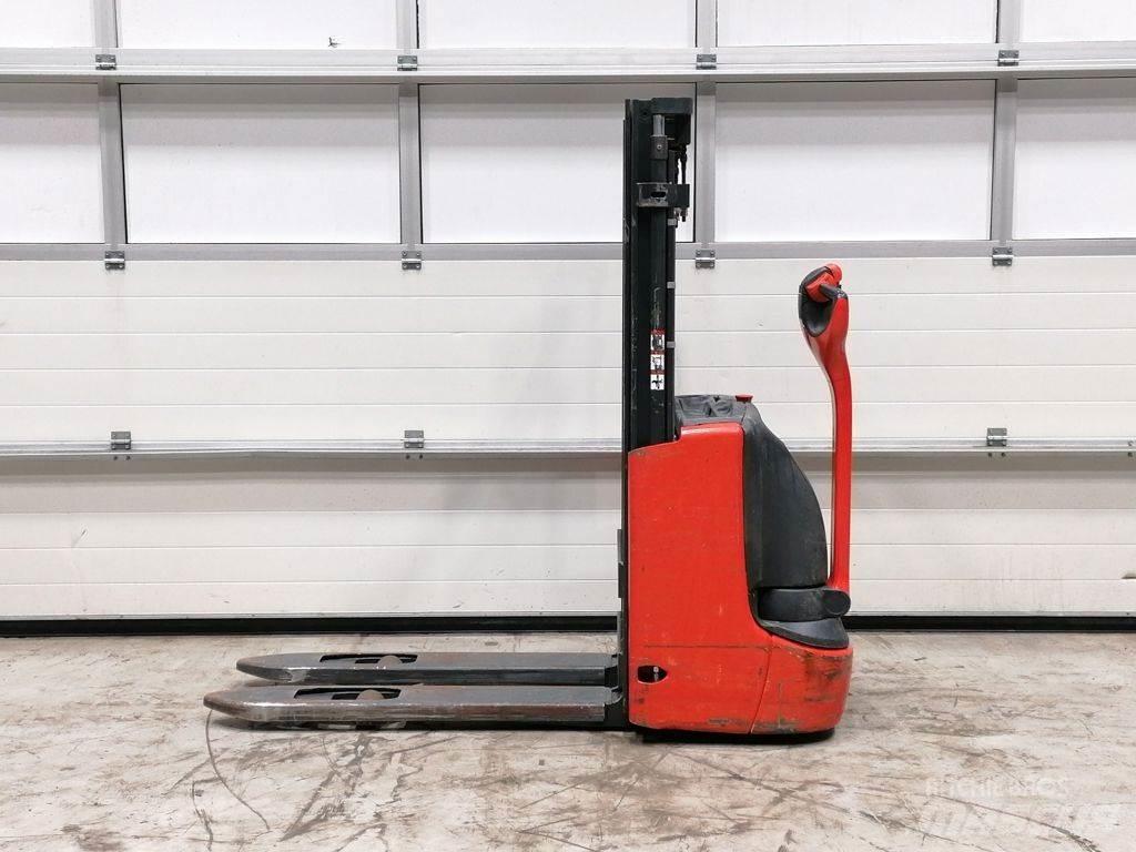 Linde L10B Transpallet uomo a terra