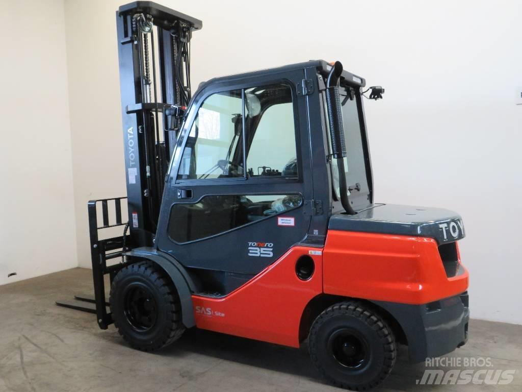 Toyota 8 FDJF 35 Carrelli elevatori diesel