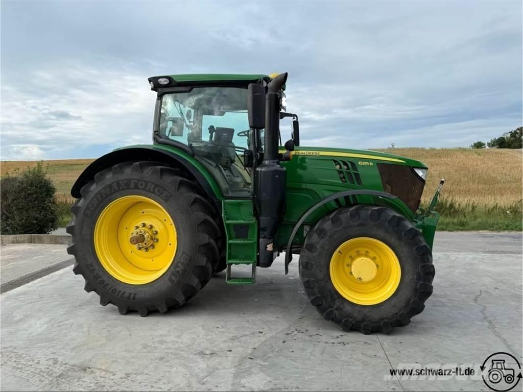 John Deere 6215R Trattori