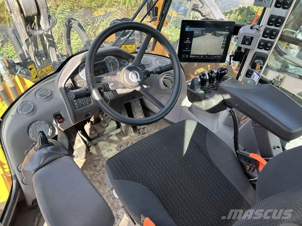 Volvo L150H Pale gommate