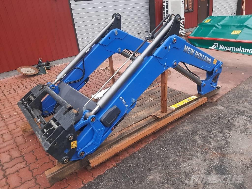 New Holland 675 LA Pale frontali e scavatori