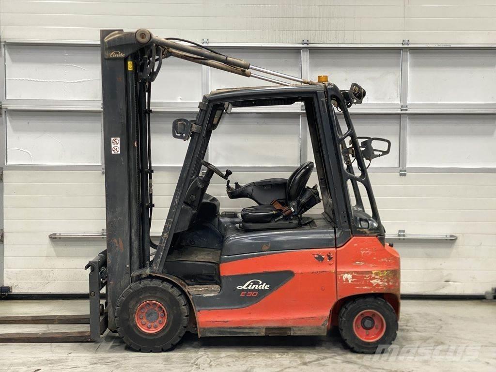Linde E30-01 Carrelli elevatori elettrici