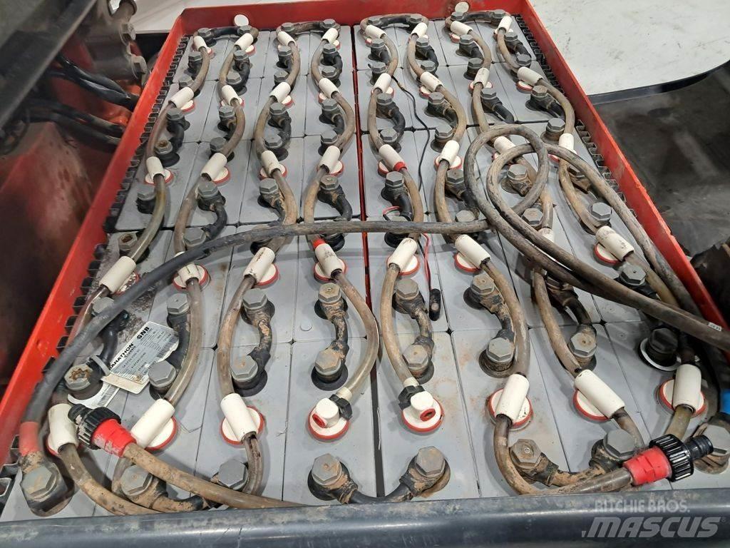 Linde E30-01 Carrelli elevatori elettrici