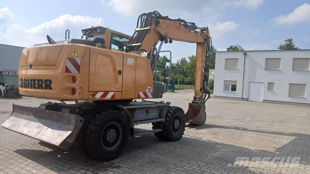 Liebherr A 916 Escavatori gommati