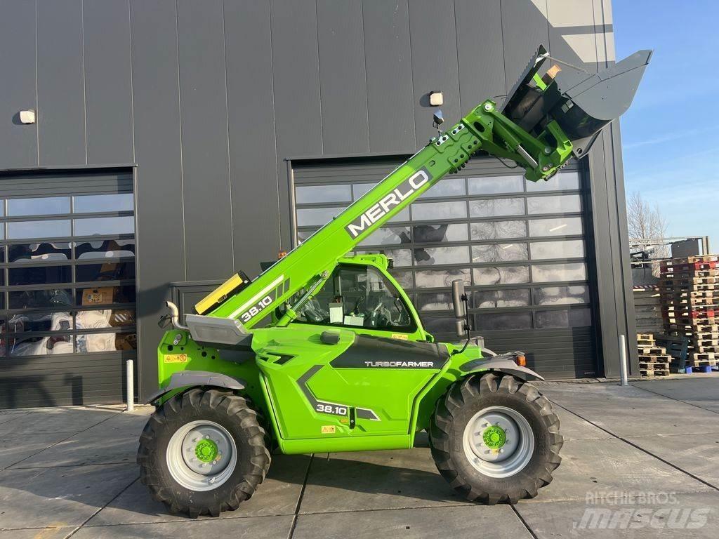 Merlo TF38.10 136 Sollevatori telescopici