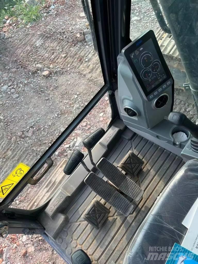 XCMG XE200DA Escavatori cingolati
