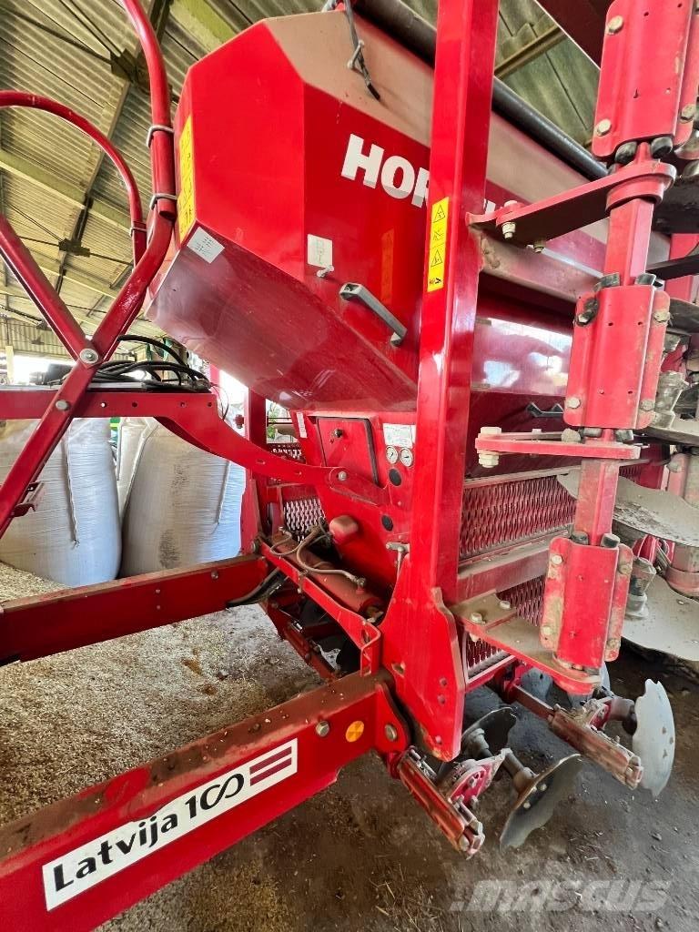 Horsch Pronto 6 DC Perforatrici