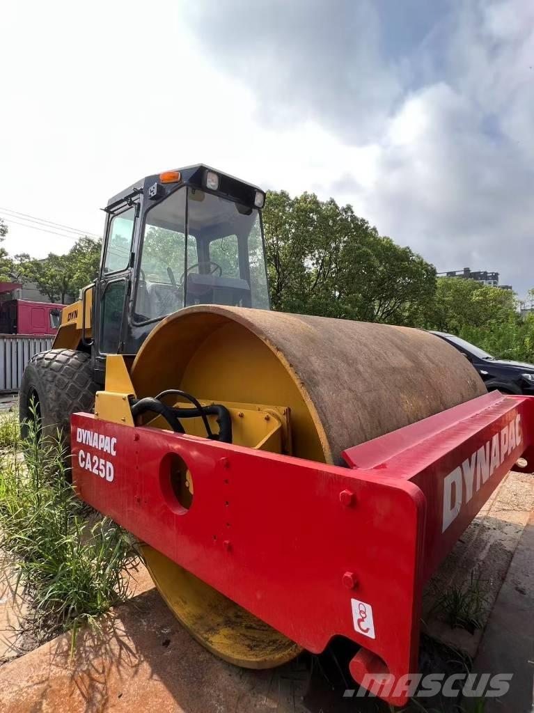 Dynapac CA25D Rulli monotamburo