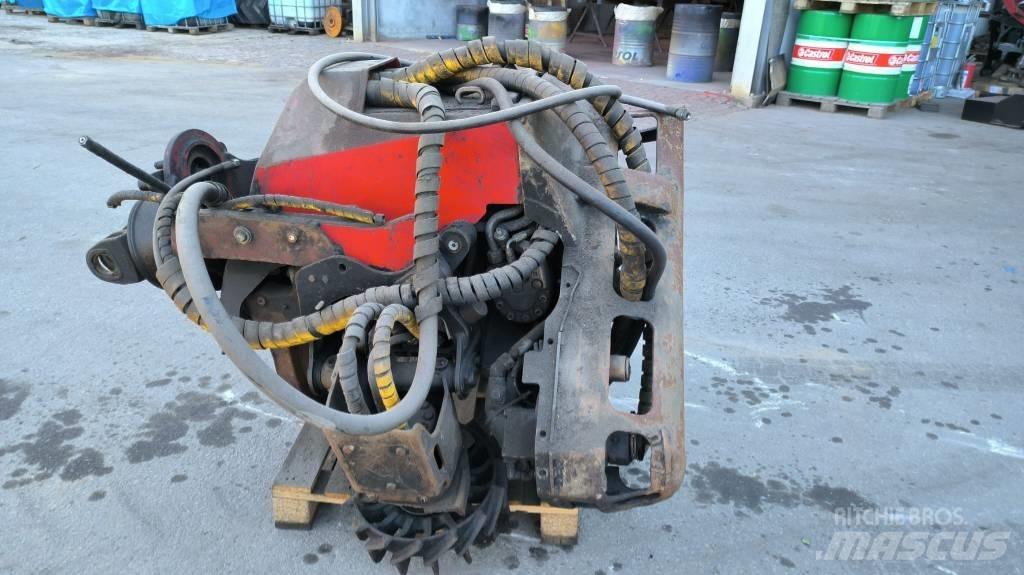 Komatsu 350 Abbattitrici, Disboscatrici