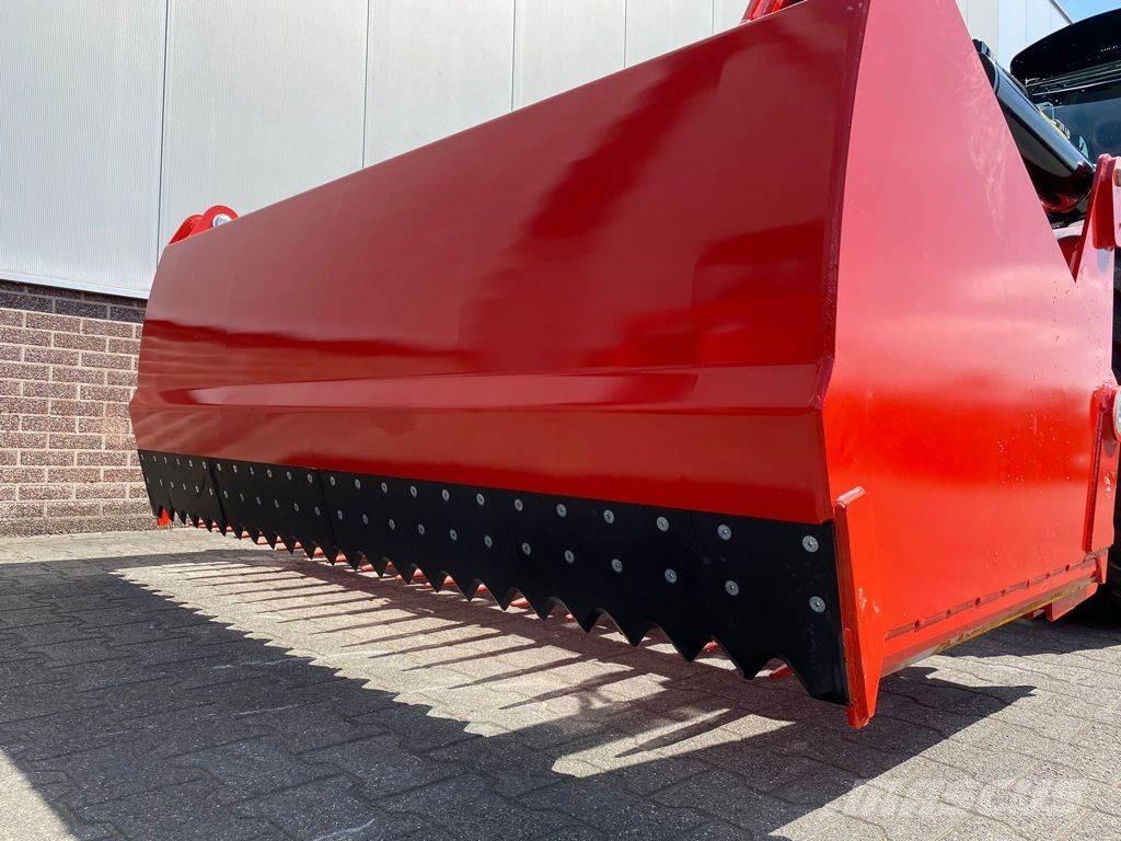 Manitou AP NP2400 Benne