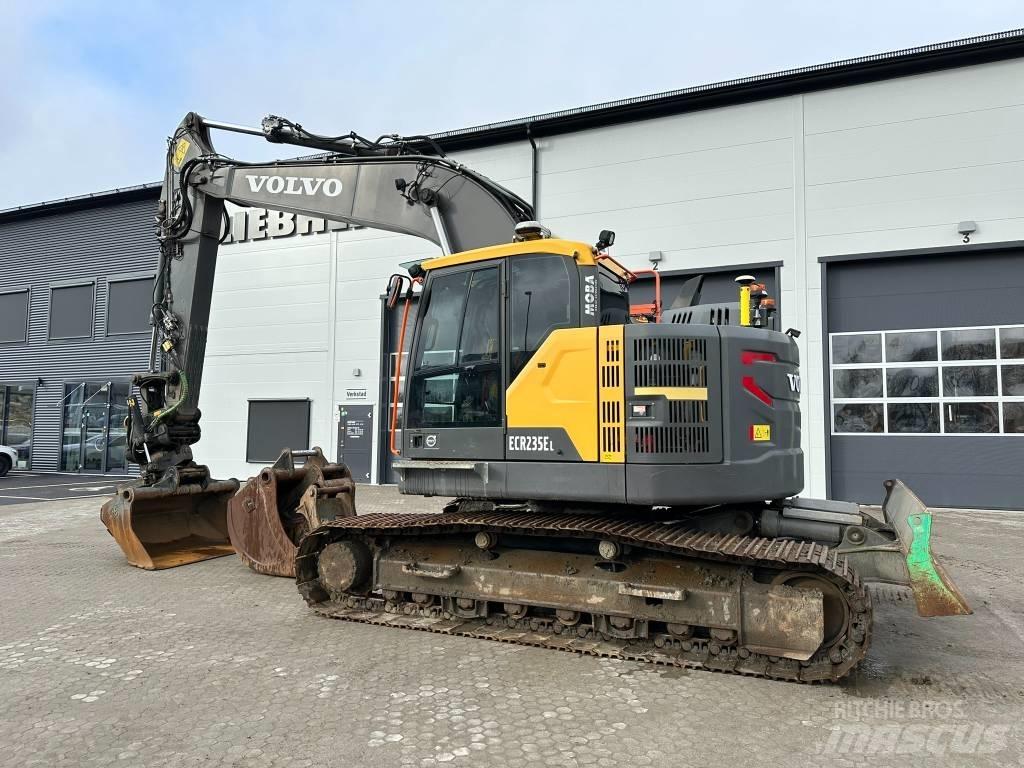 Volvo ECR 235 E LC Escavatori cingolati