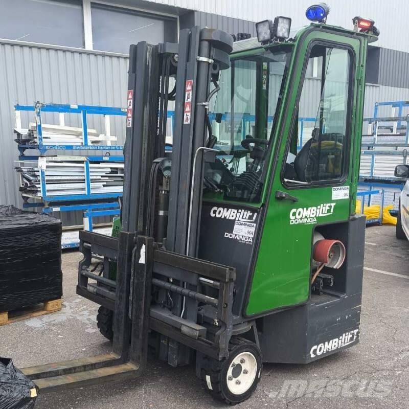 Combilift CB 2500 Carrello elevatore retrattile a 4 vie