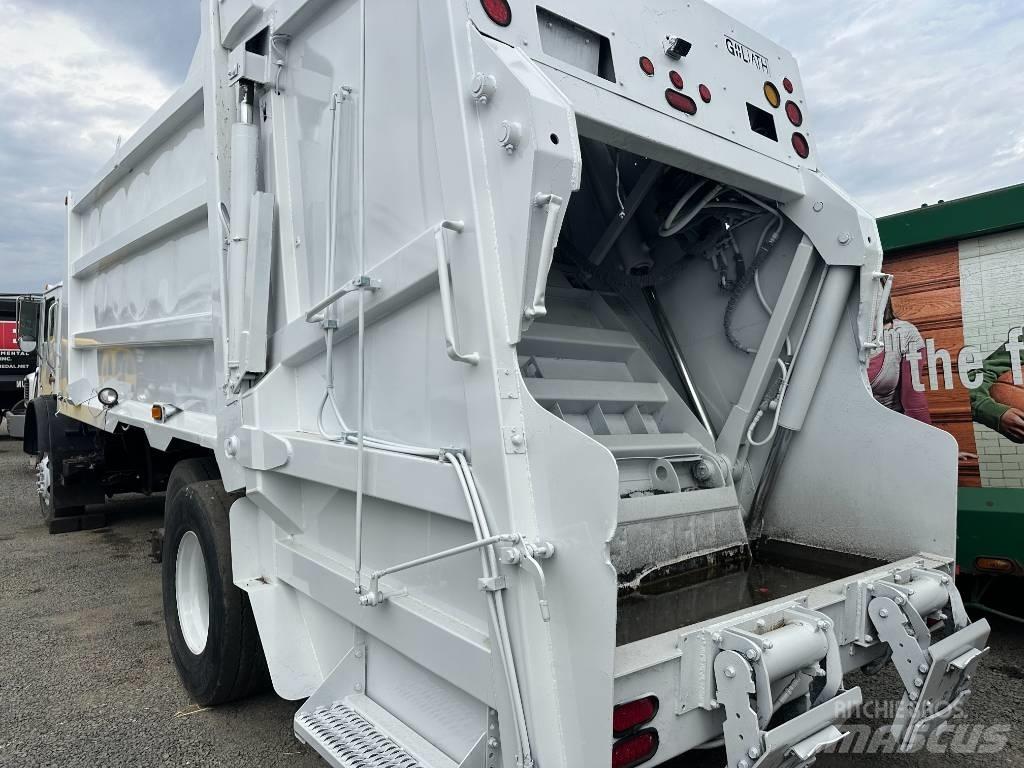 Mack MRU Camion dei rifiuti