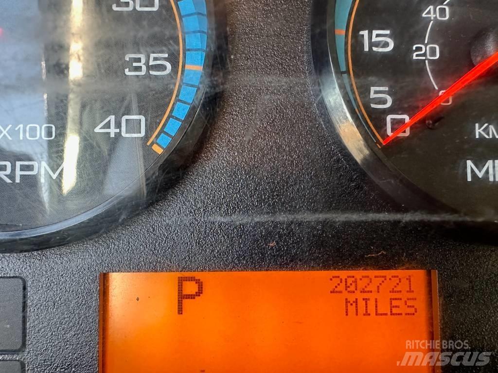 International 4300 Camion con sponde ribaltabili